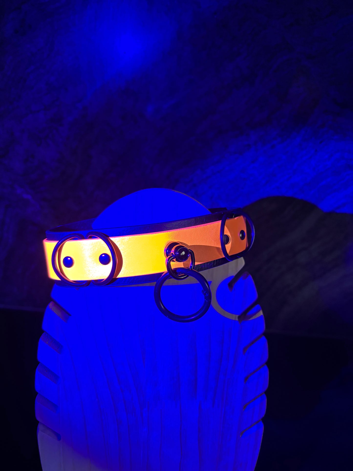 Fluo Black Choker