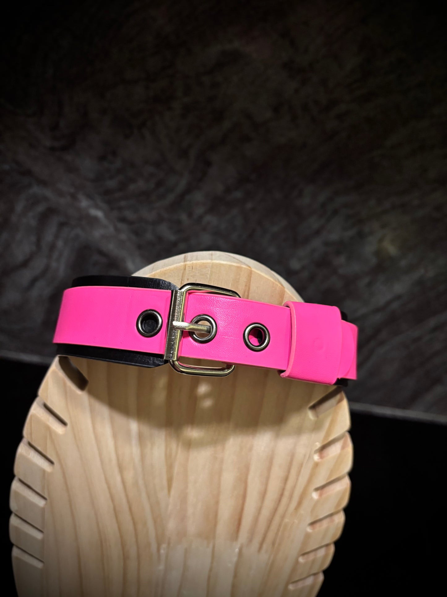 Fluo Black Choker